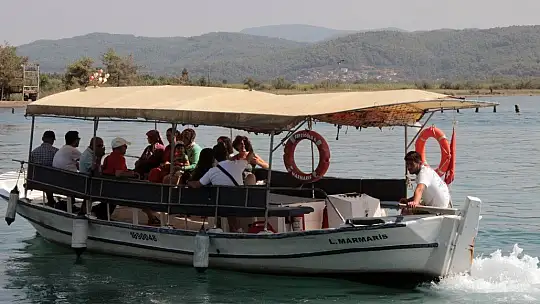 Muğla'da deniz sezonu bitmedi