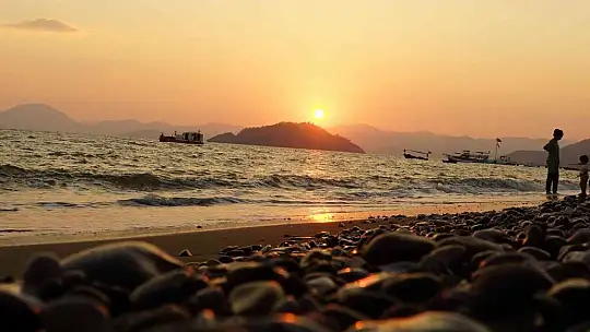 Muğla'da göz kamaştıran gün batımı