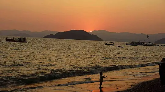 Muğla'da göz kamaştıran gün batımı