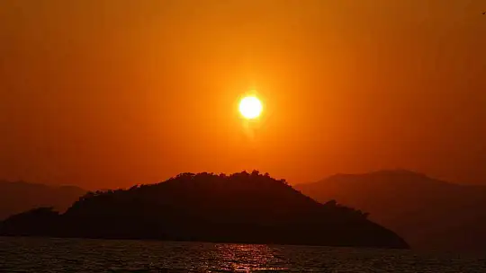 Muğla'da göz kamaştıran gün batımı