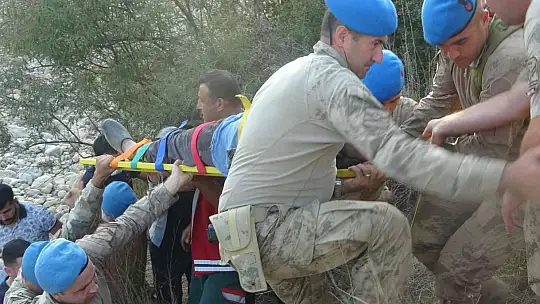 MUĞLA'DA KAYBOLAN YAŞLI ADAM, 28 SAAT SONRA SAĞ OLARAK BULUNDU