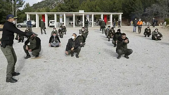 Muğla'da ormancılara silah eğitimi