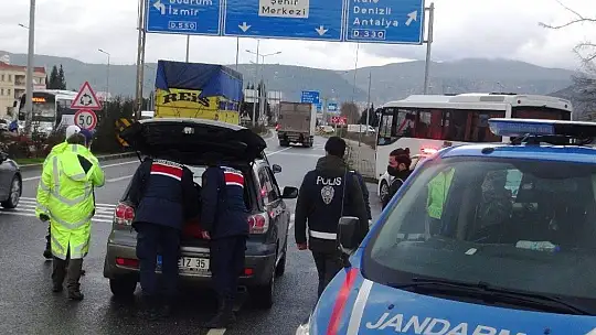Muğla'da polis ve jandarma yılbaşı öncesi teyakkuzda