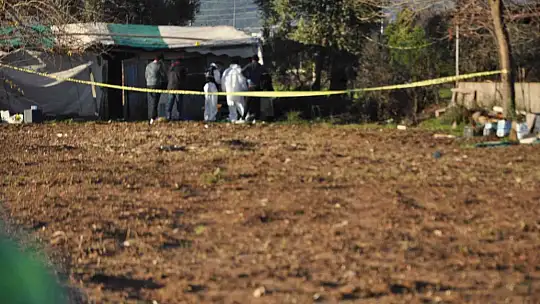 MUĞLA'DA TARLADA ERKEK CESEDİ BULUNDU