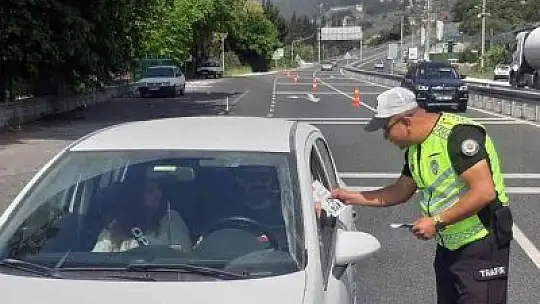 Muğla'da tatilciler hem uyarıldı, hem broşür dağıtıldı