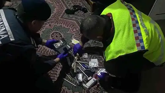 MUĞLA JANDARMASINDAN 'KÖKÜNÜ KURUTMA' OPERASYONU