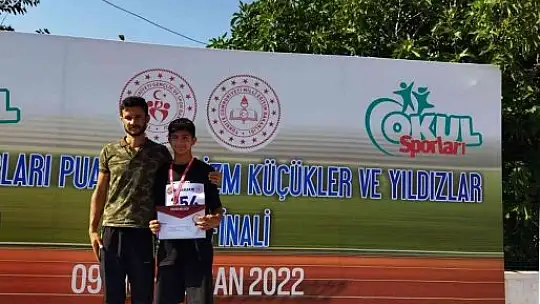 Okul Sporları Atletizm Finallerinde Köyceğiz'e 1'incilik geldi