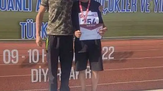 Okul Sporları Atletizm Finallerinde Köyceğiz'e 1'incilik geldi