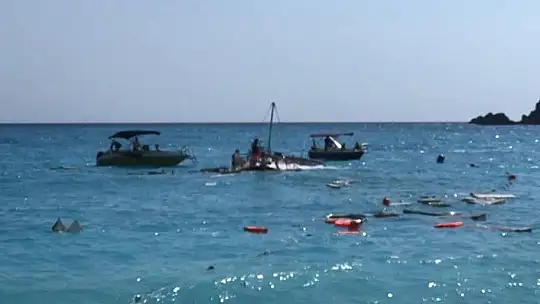 Ölüdeniz'de batan teknenin kaptanı gözaltına alındı