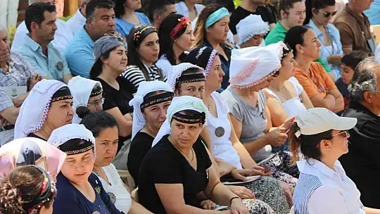 Opet, orman yangınlarından zarar gören köyleri yeniden inşa ediyor