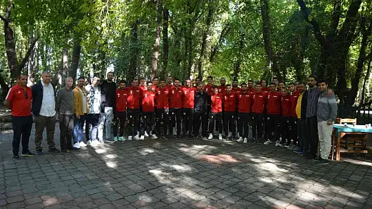 Ortaca Belediyespor Futbol Takımı kahvaltıda bir araya geldi