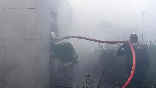 Ortaca'da ev küle döndü