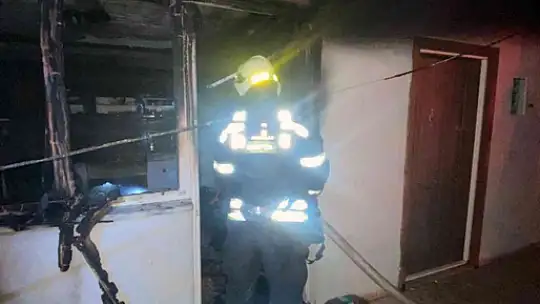 ORTACA'DA EV YANGINI