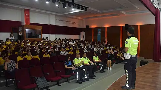 Ortaca'da trafik polisleri engelli öğrencilerle bir araya geldi