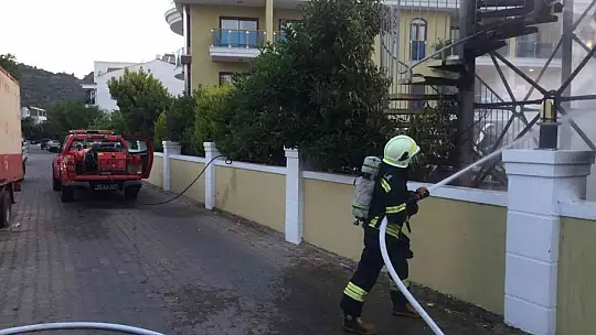 Otelin havuzunda çıkan yangın panikletti