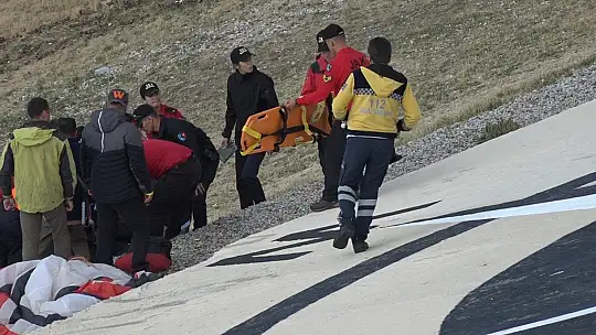 Paraşüt pilotlarının talihsiz kazası