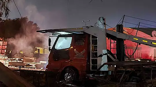 PARK HALİNDEKİ KAMYON KUNDAKLANDI