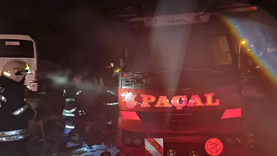 PARK HALİNDEKİ KAMYON KUNDAKLANDI