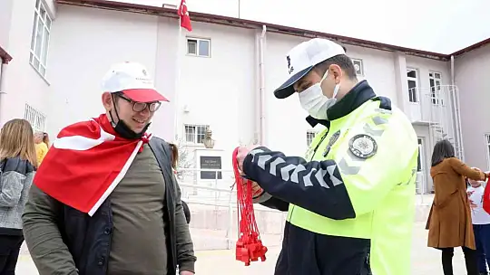 Polis özel bireyler ile bir araya geldi