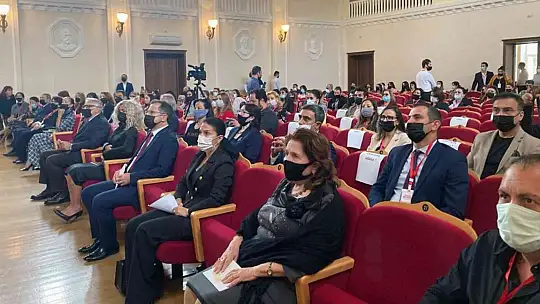 Rektör Çiçek'ten Azerbaycan Başkenti Bakü'ye ziyaret