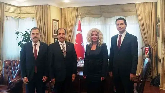 Rektör Çiçek'ten Azerbaycan Başkenti Bakü'ye ziyaret