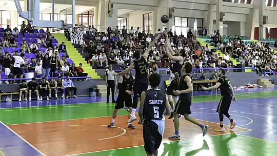 Rektörlük Basketbol turnuvası ödülleri verildi