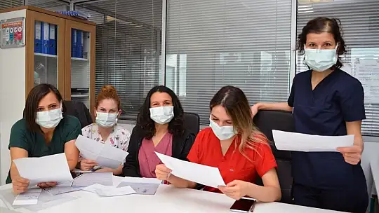 Sağlıkçılara öğrencilerden duygulandıran mektuplar