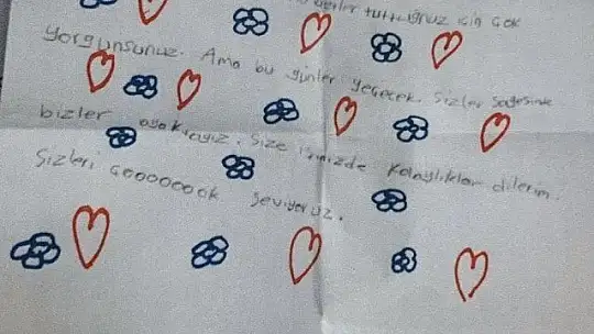 Sağlıkçılara öğrencilerden duygulandıran mektuplar