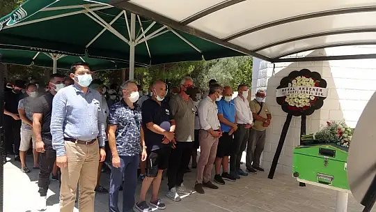 Sanat camiası Ali Demirel'i son yolculuğunda yalnız bıraktı