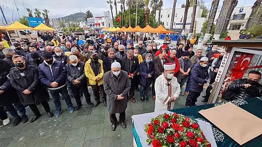 Sanatçı dostları Akrep Nalan'ı yalnız bıraktı