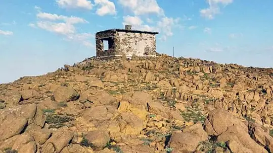 Sandras yaz-kış doğaseverlerin gözdesi