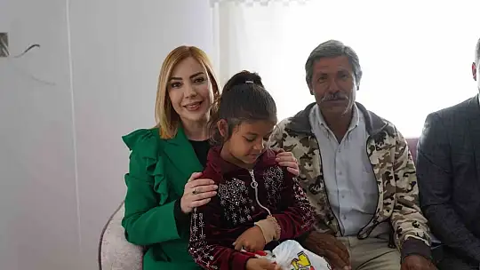 Sel mağduru Roman vatandaşlar prefabrik konutlarına kavuştu