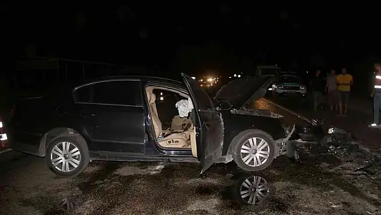 Seydikemer'de iki otomobil çarpıştı: 1 ölü 3 yaralı