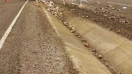 SEYDİKEMER'DE TRAFİK KAZASI: 1 YARALI