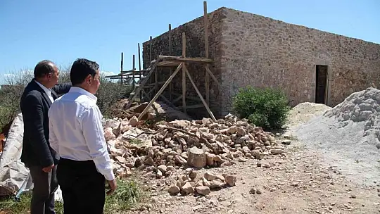 SEZON ÖNCESİ BELEDİYEDEN YOĞUN MESAİ