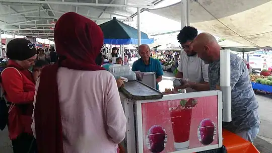 Sıcak yaz aylarının vazgeçilmezi 'Kar şerbeti'