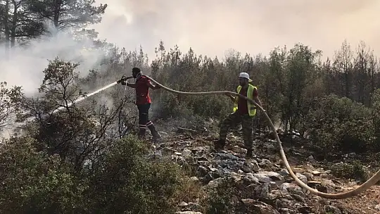Sındırgı yangın destek ekibi ve yardımlar Muğla yangın bölgesine ulaştı
