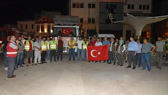 Sındırgı yangın destek ekibi ve yardımlar Muğla yangın bölgesine ulaştı
