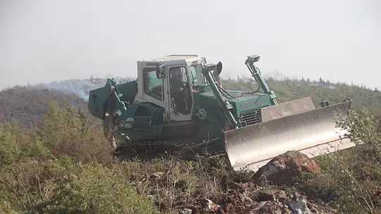 Söndürme ve soğutma çalışması sürüyor