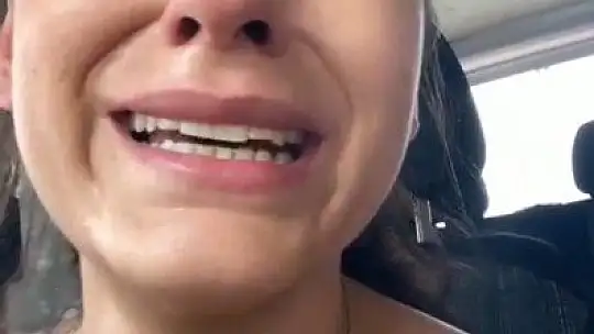 Spikerin gözyaşları, yanan alanları görünce hüngür hüngür ağladı