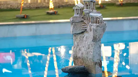 Sualtındaki macerasını tamamlayan sergi, karaya taşındı