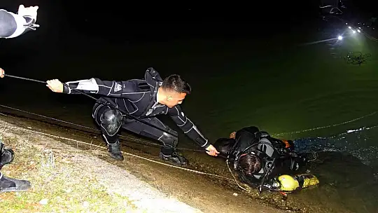 Sulama kanalına düşen otomobilin sürücüsü hayatını kaybetti