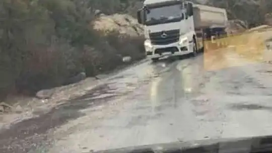 Sürücüler Labranda yolunun bakıma alınmasını istedi