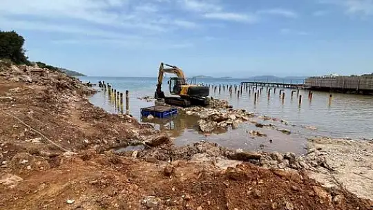 TABİAT PARKINDA DOĞAYA VERİLEN ZARARI BELEDİYE EKİPLERİ ÖNLEDİ