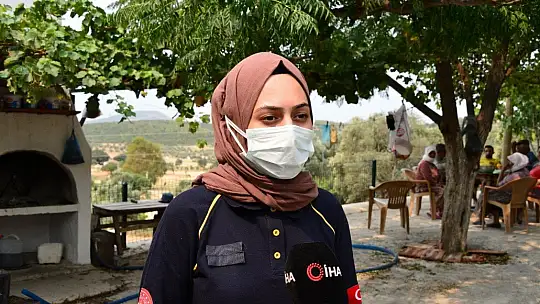 Tahliye edilen evden çıkardıkları Ayşe Nine'yi görmeden dönmek istemediler