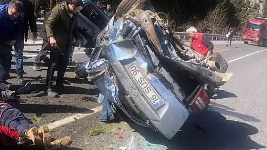 Takla atan araçtaki 4 kişi yaralandı