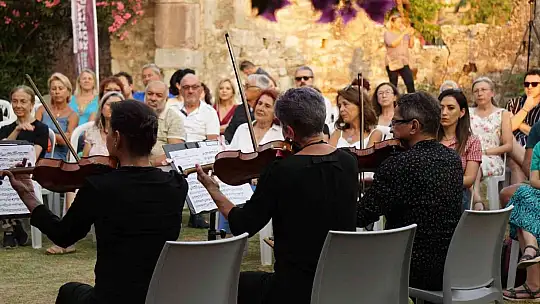 Tarihi kalıntıdan klasik müzik yükseldi