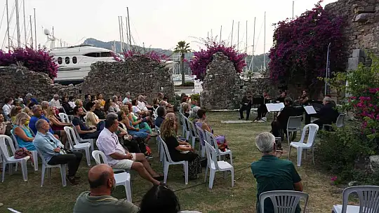 Tarihi kalıntıdan klasik müzik yükseldi