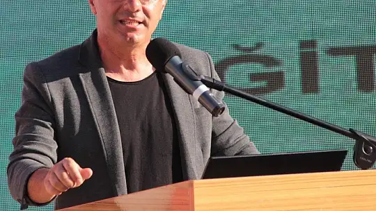 Tarihin ilk tıp okulunda 2 bin yıl sonra diploma töreni