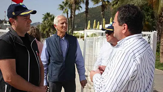 Tekne atıklarını toplayarak denizlerin kirlenmesini önleyen dernek, çevreciler ile buluştu